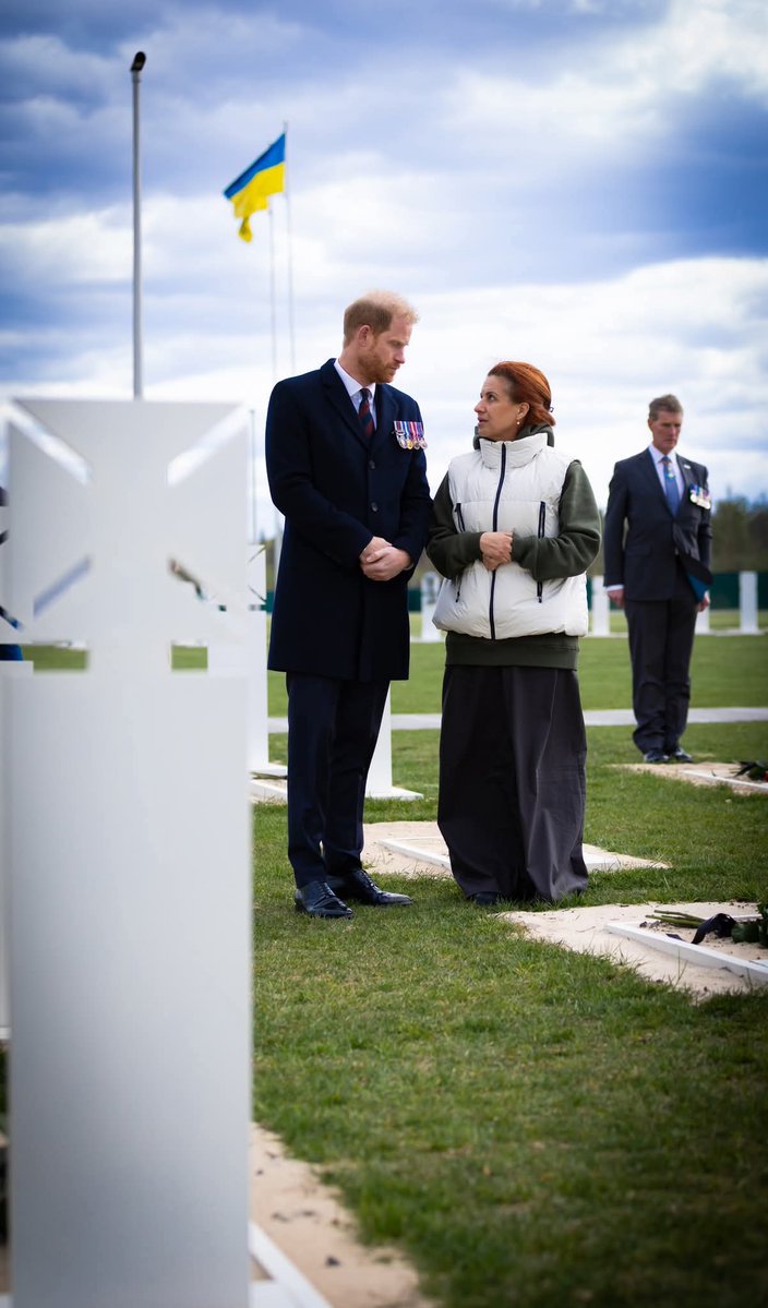 Ксеня tweet media