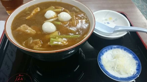 m_kuroda's tweet photo. 下北沢カレーフェスティバルについて言えることは、昨年の主催は下北沢商店連合会で、運営がI LOVE 下北沢だったということ。
今年の開催がどうなるのか分からないけど、立ち上げから見てきた立場としても続いてほしい。この街最大のフードイベントであり、代表するイベントだから。 https://t.co/ozVyQ80rDX