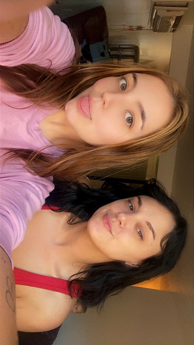 ally 🌼 tweet media