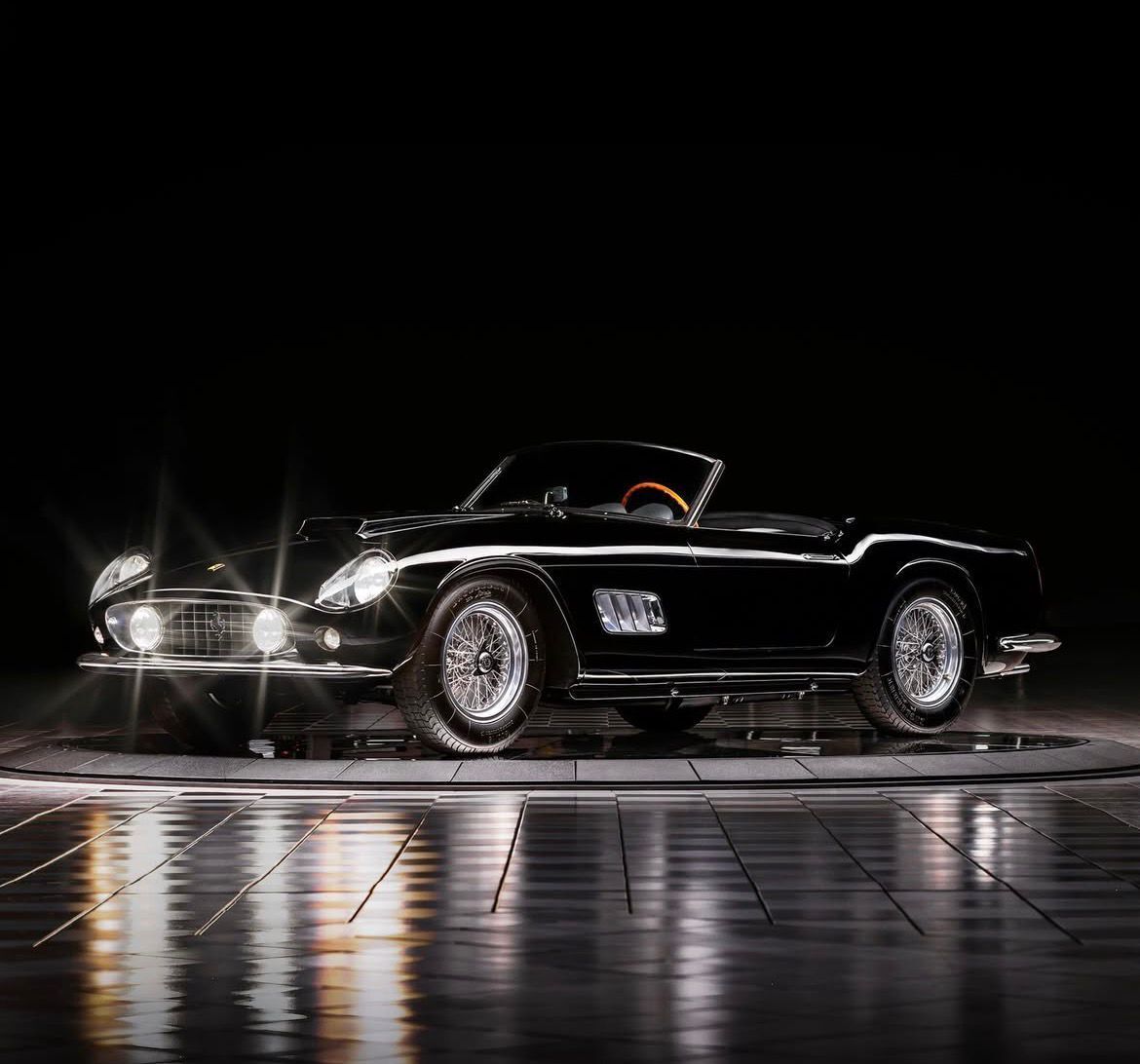 Retromania4ever's tweet image. ✅⬜🟥 1959 #Ferrari 250 GT LWB #California #Spider