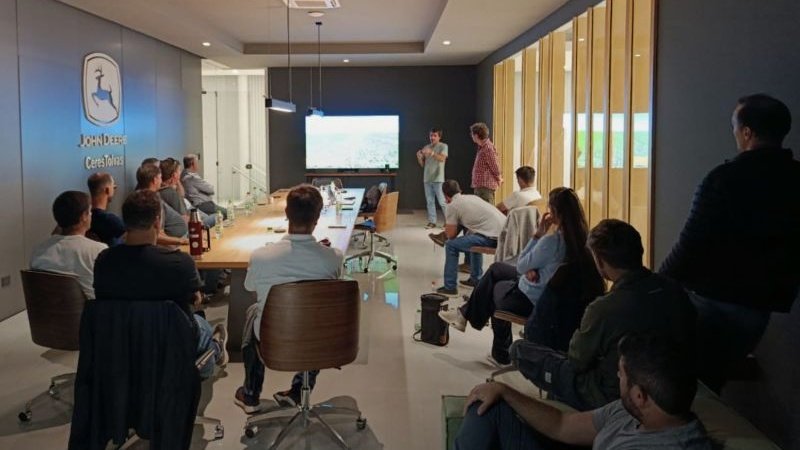 EstudioEdm's tweet photo. 👉Ajustes de estrategias y un buen intercambio de cara a la fina.
📍Tres Arroyos 
#Extensión 📣 https://t.co/bgw8GwK1Wj