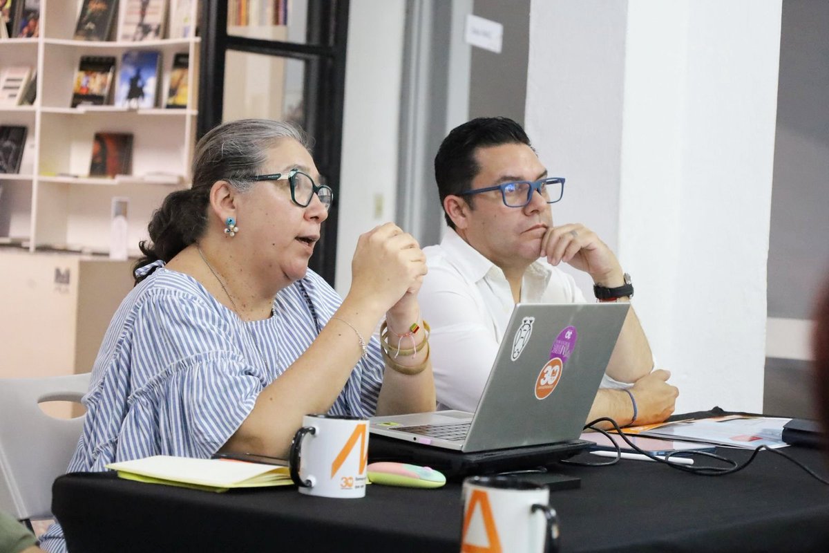 Estamos trabajando de la mano con la Comisión Ciudadana del Centro Histórico y Mujeres en las Artes para devolverle la vida al centro de nuestra capital. 

Este esfuerzo conjunto busca dinamizar la economía local y rescatar nuestros espacios públicos a través de la cultura, el