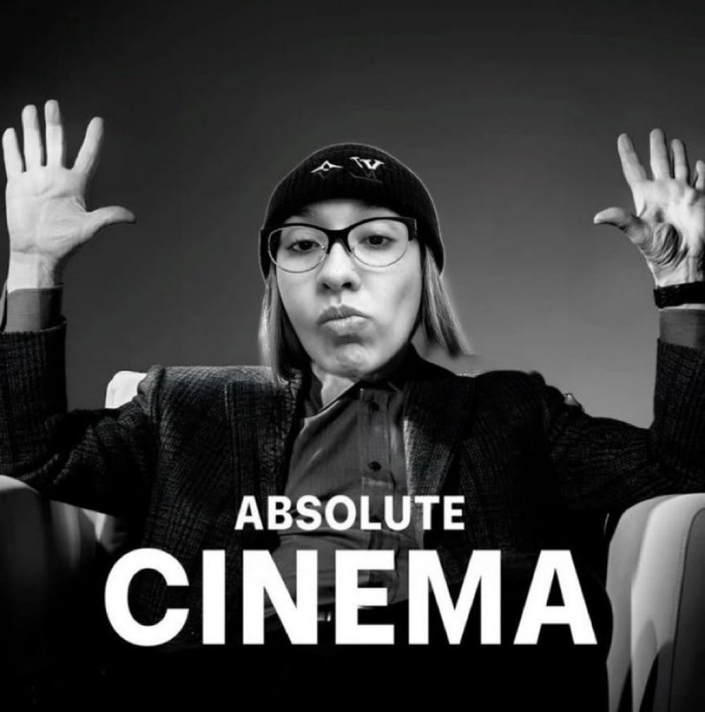 saber absolutamente todos los lores de alo cubito es otro nivel de qsmp, realmente ella ha dado de los mejores contenidos, gracias alo cubito por haber aceptado entrar a qsmp, eres de lo mejor que hay💜🚬