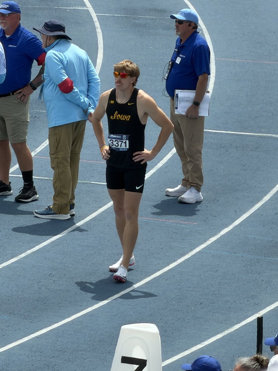 NP Boys Track & Field tweet media