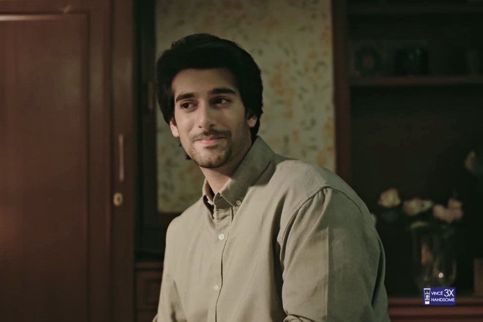UzmaRS's tweet photo. An absolutely endearing romance with an abhorrent antagonist. I need everyone to collectively freak out and get hysterical over #DrBahu with me because , we have on us a show that is greatly exasperating and entertaining at the same time ! 🤩🤩 https://t.co/GuJ0CGV6AK