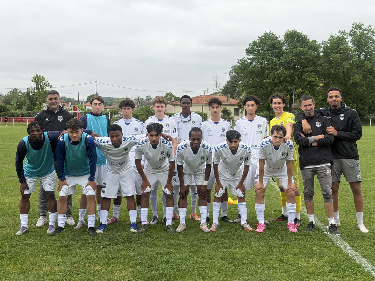_PassioNey's tweet image. Victoire des U19 des @girondins  0⃣-4⃣ à Casseneuil avec un doublé d'Ilyes Ech Charrat et des buts de Djino Hoffmann et Noa Cebola

Bravo les "petits" 🔵⚪️

Les buts : instagram.com/p/DXknsrugqVo/…

#FCGB #Girondins #Bordeaux