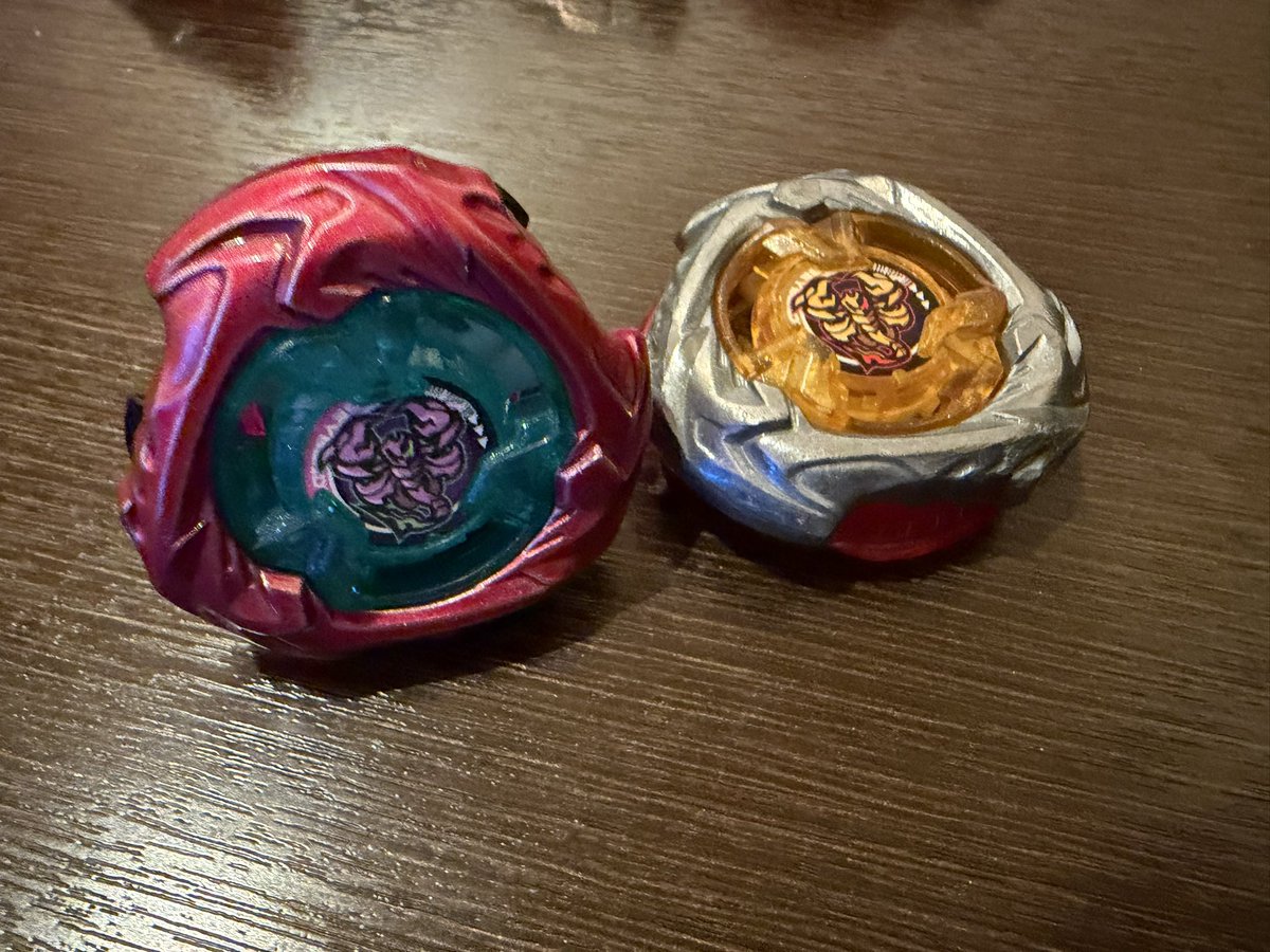 ばん tweet media