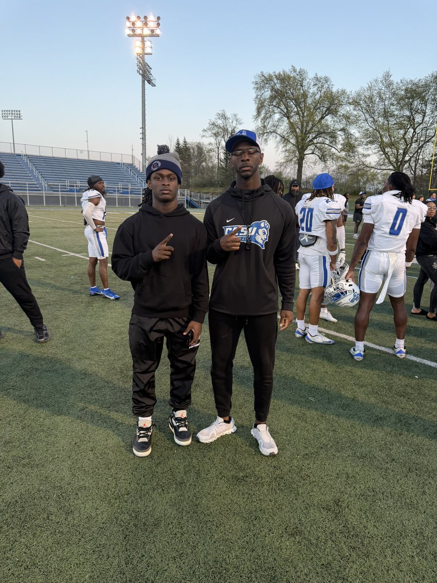 KnightKabir's tweet photo. Had an amazing time at @CCSUfootball ! I appreciate the experience go Blue Devils ! https://t.co/8iT52xcyDy