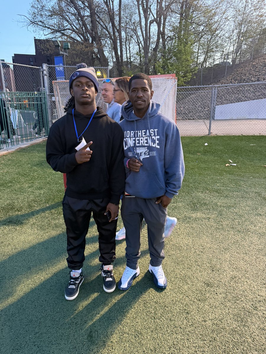 KnightKabir's tweet photo. Had an amazing time at @CCSUfootball ! I appreciate the experience go Blue Devils ! https://t.co/8iT52xcyDy