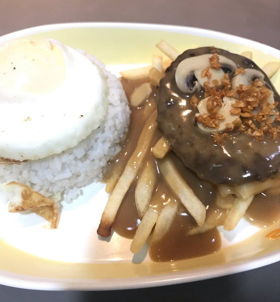 deifyod9r's tweet photo. breakfast ko 😼 kain tayo ! https://t.co/tq9OVqyZgs