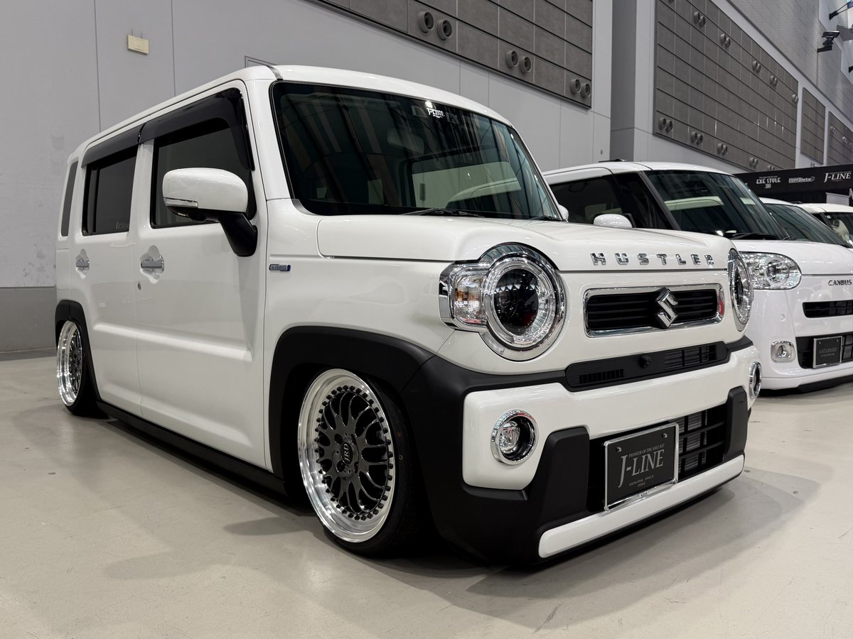 恭 tweet media