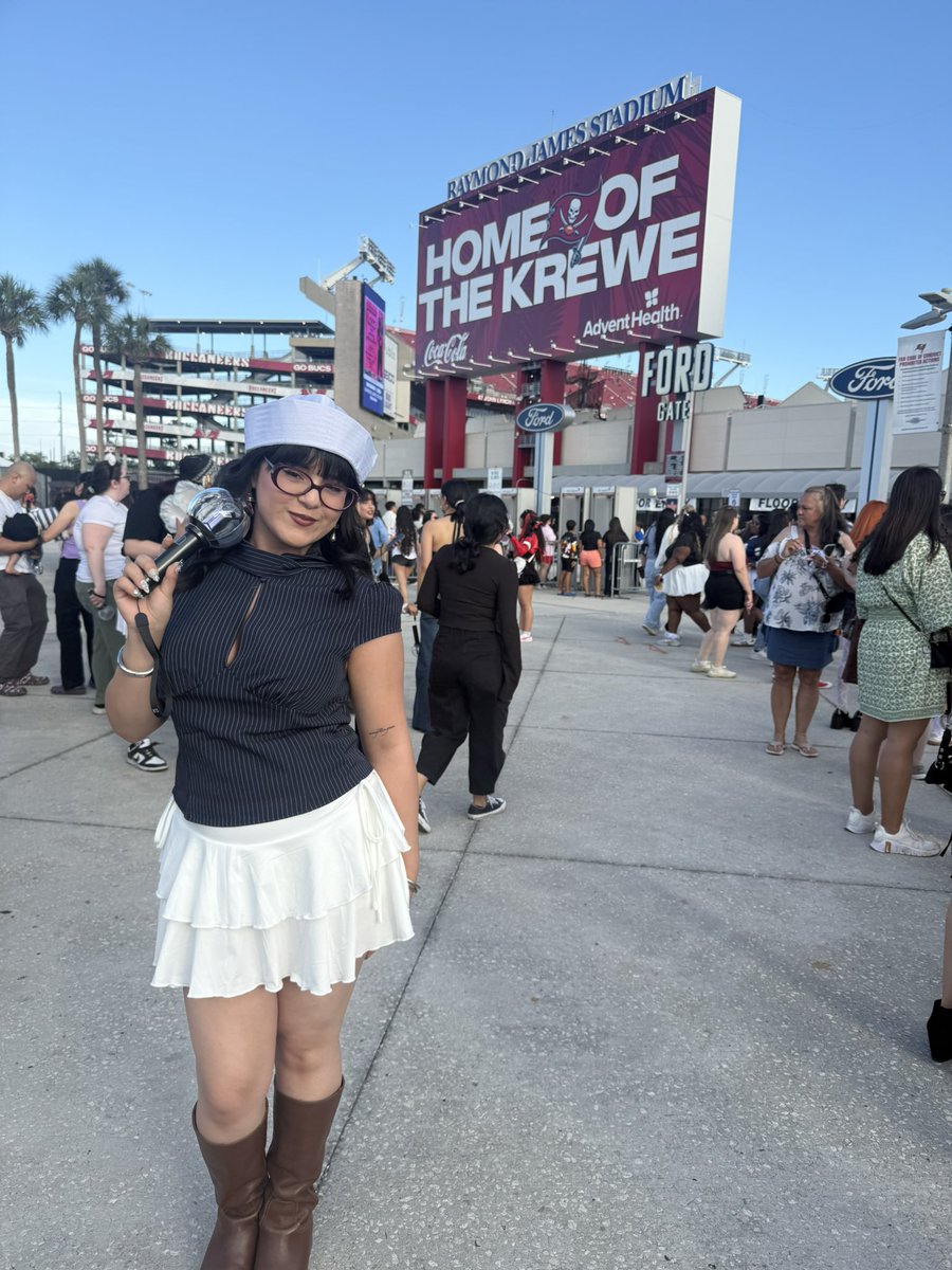 zoeboo⁷ 🇵🇸 IS SEEING BTS TODAY tweet media