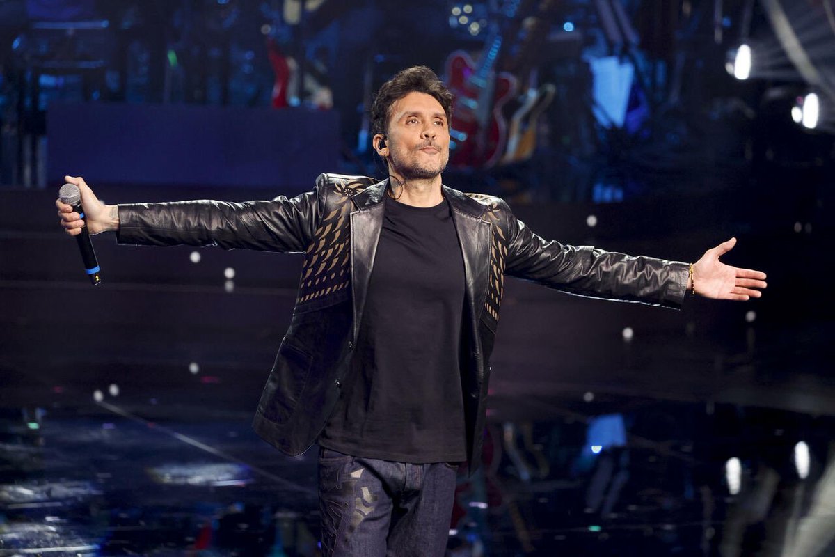 🏆 Decretata la canzone vincitrice di questa edizione: la #Canzonissima 2026 è “Il mio canto libero” di Lucio Battisti, cantata da Fabrizio Moro 🎶

Appuntamento all’anno prossimo per Canzonissima 2027!