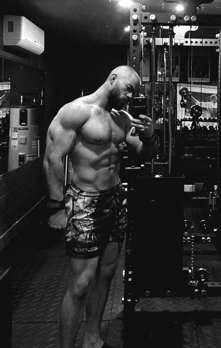 𝐓𝐇𝐄 𝐏𝐑𝐄𝐒𝐒𝐔𝐑𝐄. tweet media