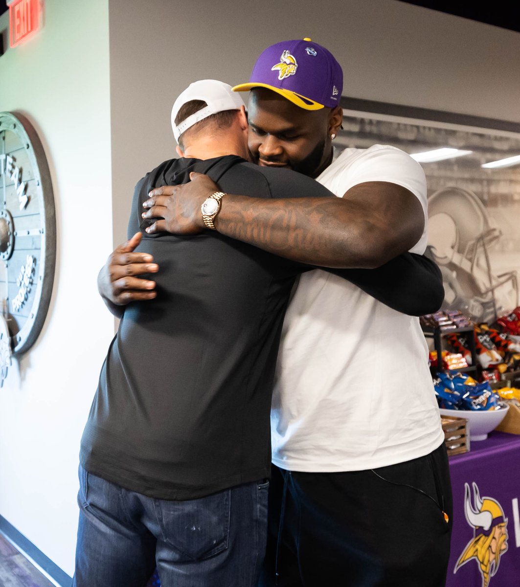 Minnesota Vikings tweet media