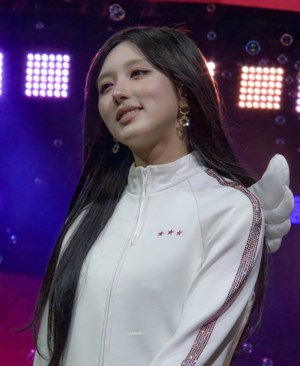 𝐰𝐢𝐧𝐝𝐭𝐚𝐥𝐤𝐞𝐫. tweet media