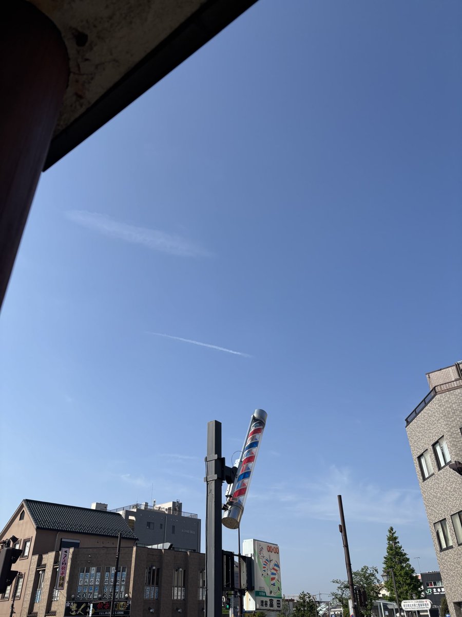 おはようございます☀
本日も8:30より営業いたします✂︎
みなさまのご来店をお待ちしてます😄
