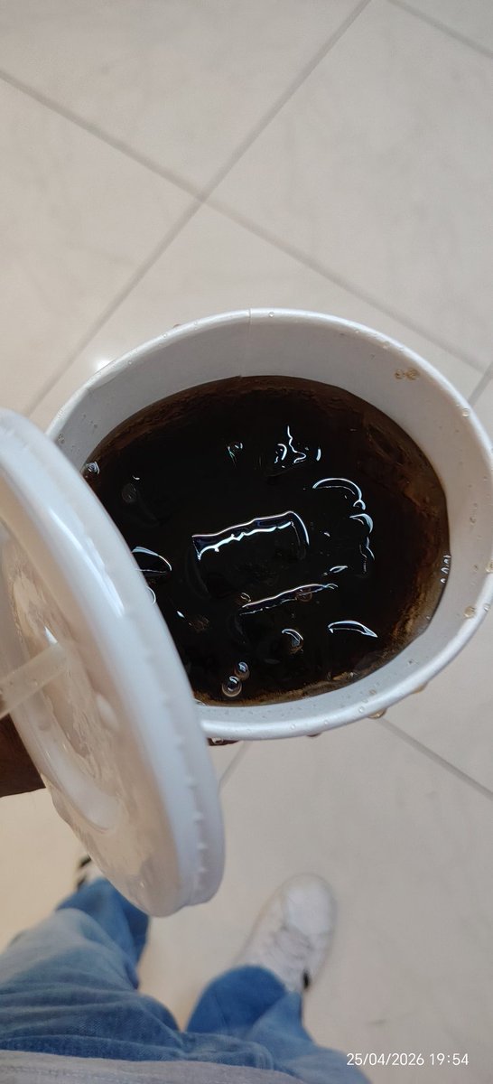 Shitosi1986's tweet image. Hey @CocaColaCo @CocaColaMx @KOFMS, please check quality control at @Cinepolis Comalcalco, Tabasco, MX. The Coke is tasteless—just water, no syrup. For a premium price, we deserve the real experience. 🥤❌ #CocaCola #Femsa #Cinepolis #QualityControl
