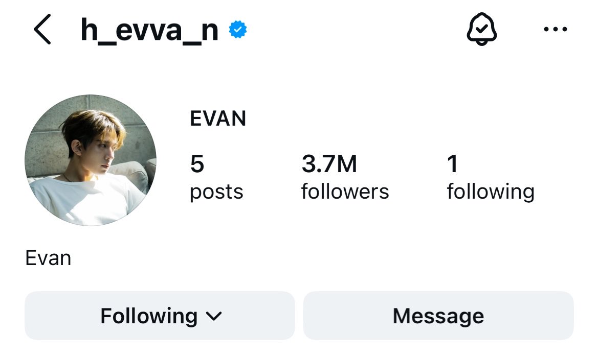 say 𐂂 tweet media