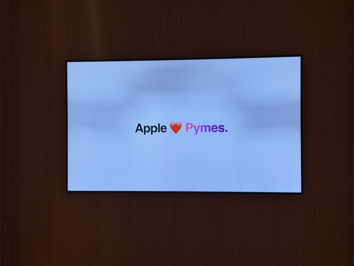 japonton's tweet photo. Apple para Negocios ya esta disponible en México. Si tienes una pequeña o mediana empresa, ahora puedes utilizar el ecosistema de Apple Business para tu negocio.
Te dejo la tarjeta de Apple Antara México, donde te pueden asesorar de manera gratuita. 

Aqui la liga con más info. https://t.co/IcrpCKETAL

#AppleBusiness #Mexico #ApplePymes