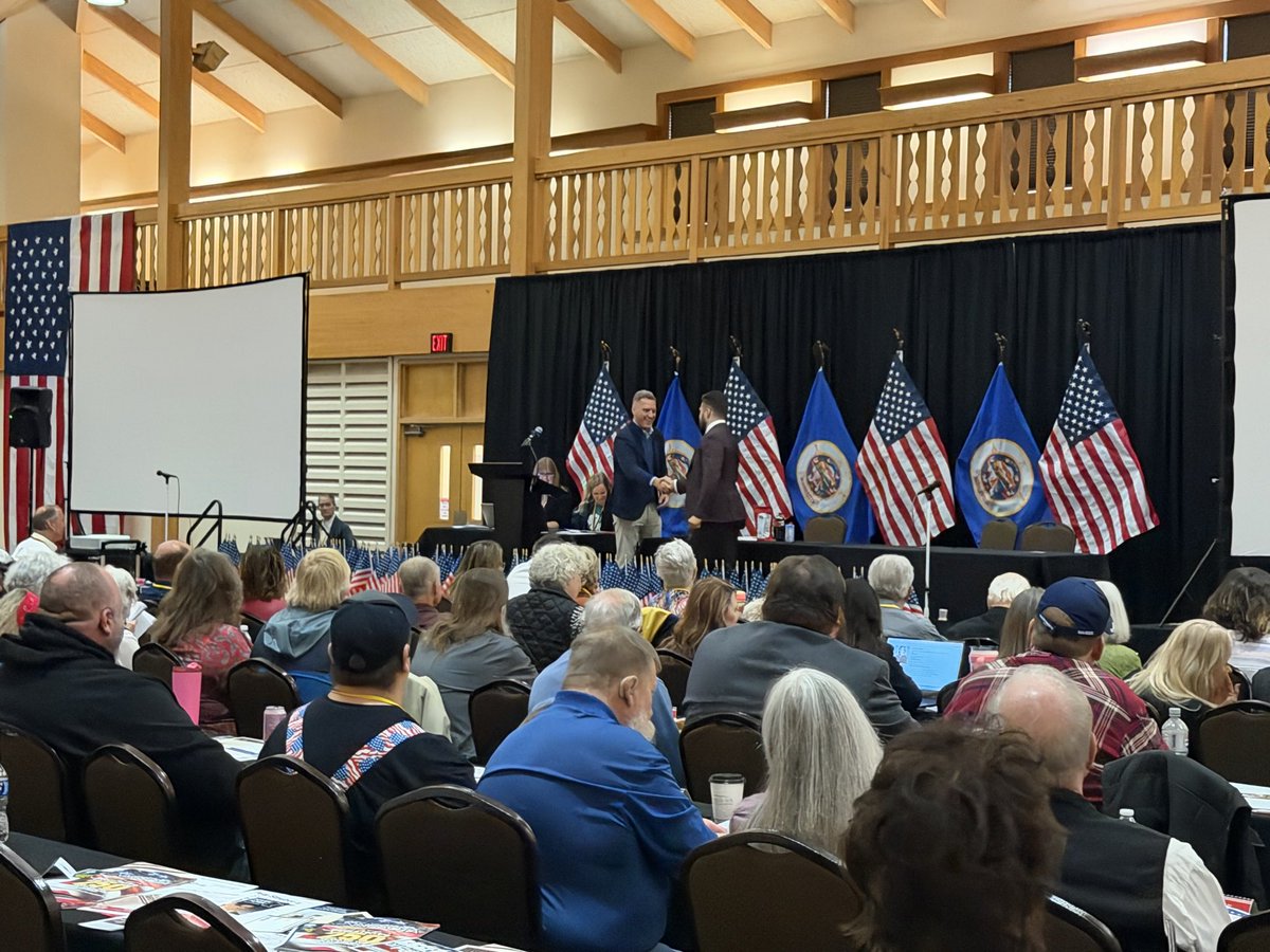 MarkYorkMN's tweet image. Thank you to everyone that stopped by our CD tables, signed the @mngop petition &amp;amp; for all the words of encouragement.  Can't wait for the last #SuperSaturday next weekend.  🗳️✅🇺🇸 #TeamMark