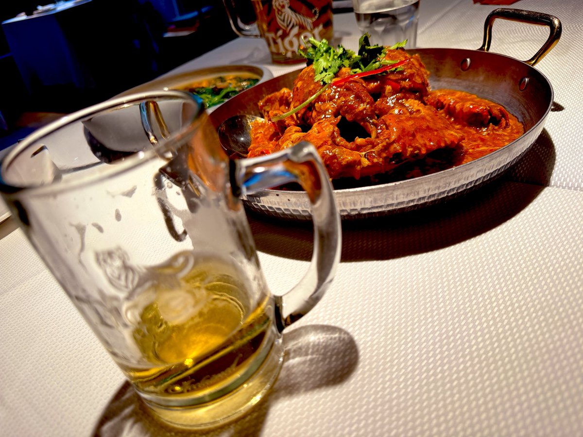 Create_Tokyo's tweet photo. 撮影おわりのシンガポールのランチ
Tigerとチリクラブ

未経験可
顔出し無し相談可
お気軽にDM下さい
#モデル募集 #被写体募集 #撮影モデル #個撮 #学生可 #未経験可 #バイト #東京 #名古屋 #博多 https://t.co/1dcnpJaVoY