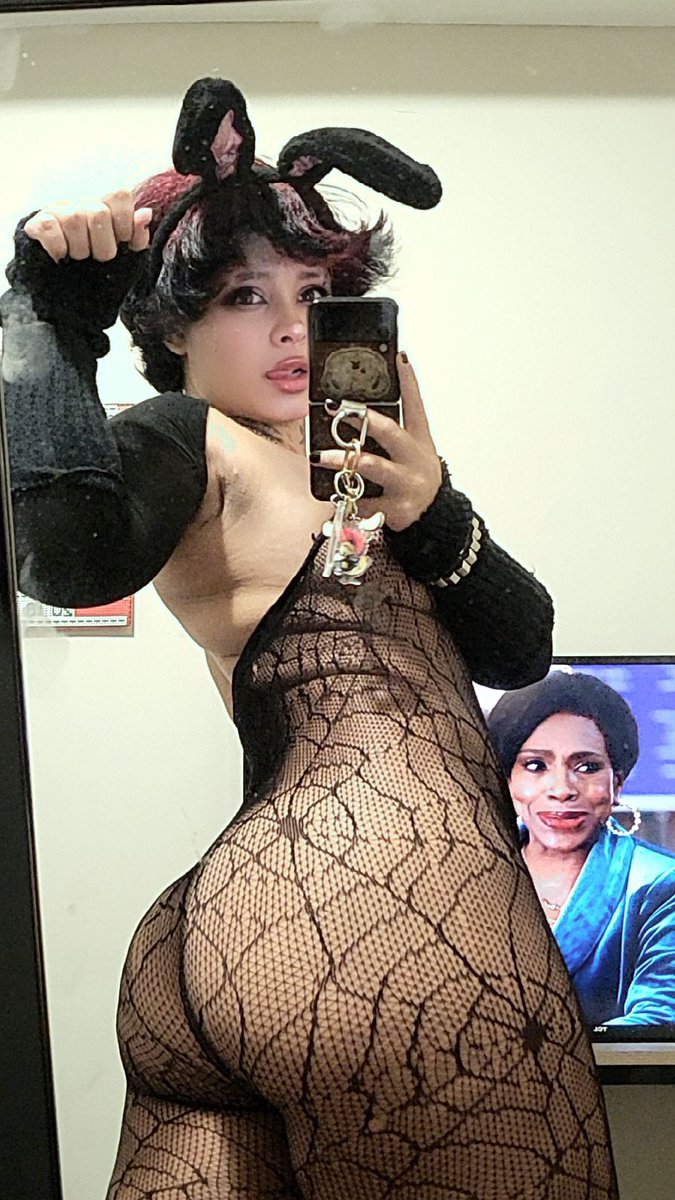 ☆°•bunnyboy lui•°☆ tweet media