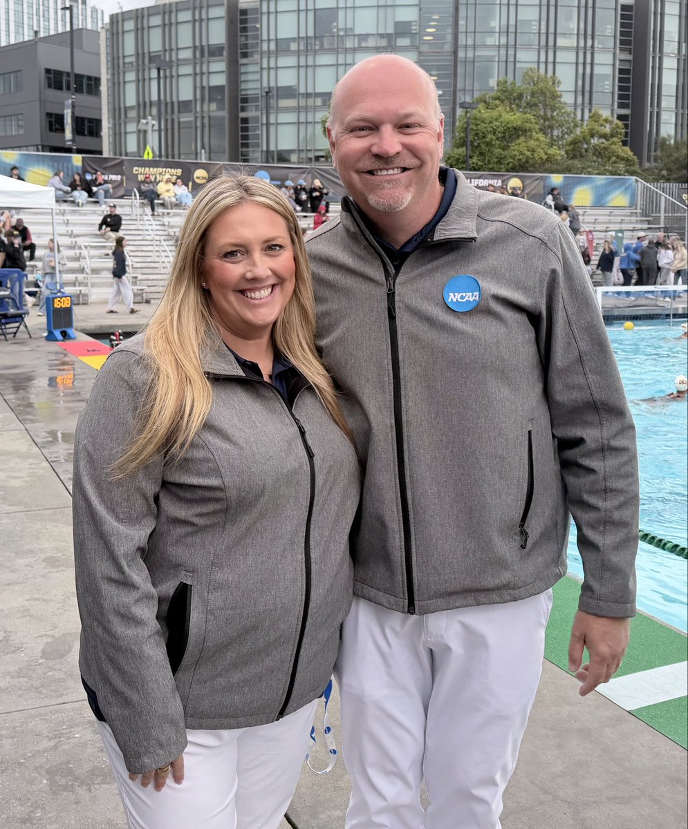 poloambear's tweet photo. Here we goβ¦NCAA semi final #2β¦@USCWaterPolo taking on @UCLAWaterPolo
Making the calls McCall and Voltz. Good luck to ALL!!!
@MPSFSports
@MPSFWomensWP
#RefereeRising
#TheTotalPineapple
π€½ββοΈππ€½ββοΈππ€½ββοΈππ€½ββοΈππ€½ββοΈππ€½ββοΈπ€½ββοΈ https://t.co/vN9N008eXz
