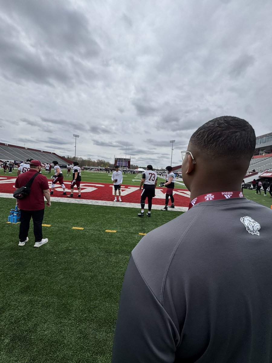 robertpayne2027's tweet photo. Great time at the @UMassFootball Spring Game today!
Appreciate the opportunity to be around the program and connect with the staff. Thank you @coachharasymiak, @CoachWhiteUMass, and @UMassCaleb for the great hospitality. I look forward to seeing you soon.  

3⭐ IOL | Class of 2027
6’5” | 320 | 84” Wingspan
#AGTG #UMass #Recruiting