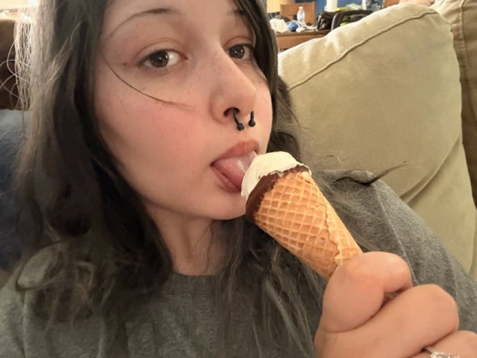 𝔾𝕆𝔻𝔻𝔼𝕊𝕊 𝕃𝔼𝔼🔥| 𝔽𝕀ℕ𝔻𝕆𝕄 🧚🏽‍♀️ tweet media