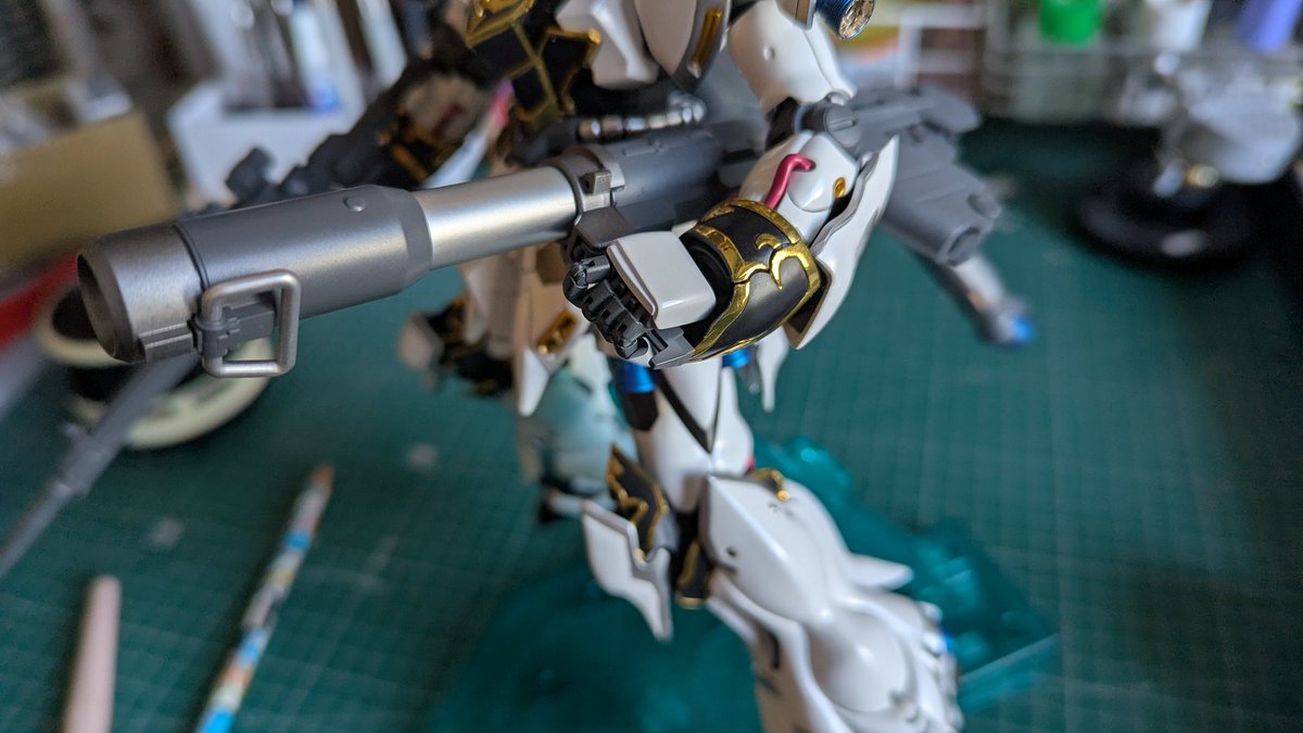 マルフ tweet media