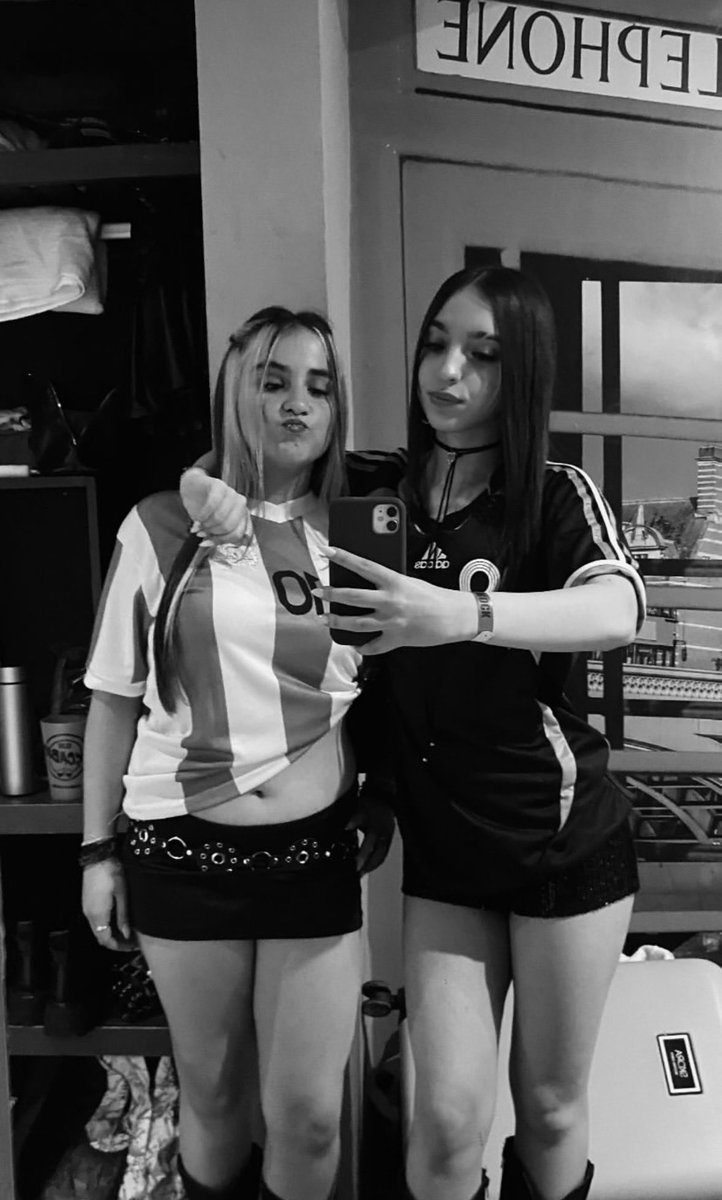 Juli tweet media