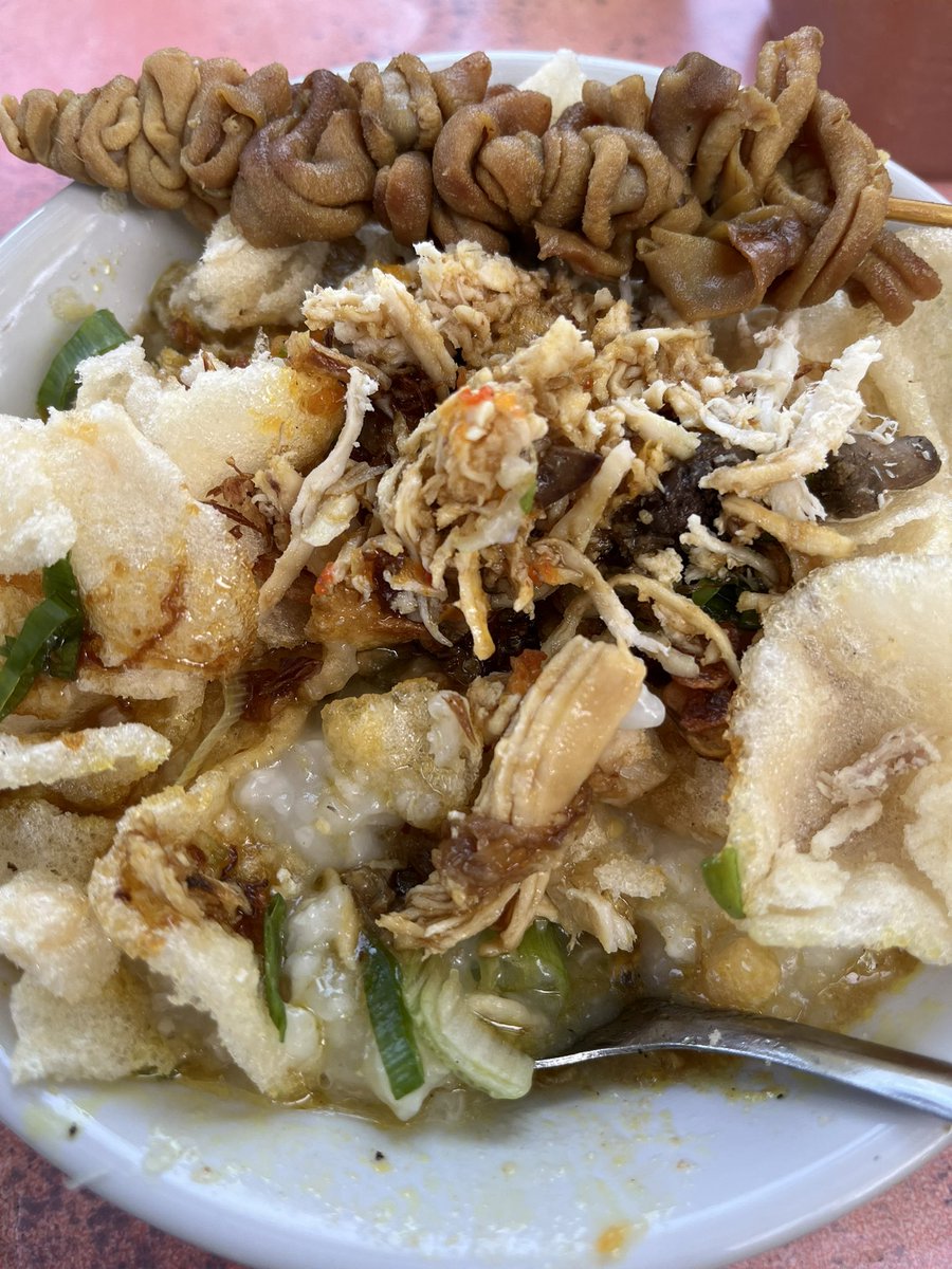 bjsbrpucung's tweet photo. sekte makan bubur ayam ga diaduk mana suaranyaaaaaaaaaaa https://t.co/aeT4DnYaE3