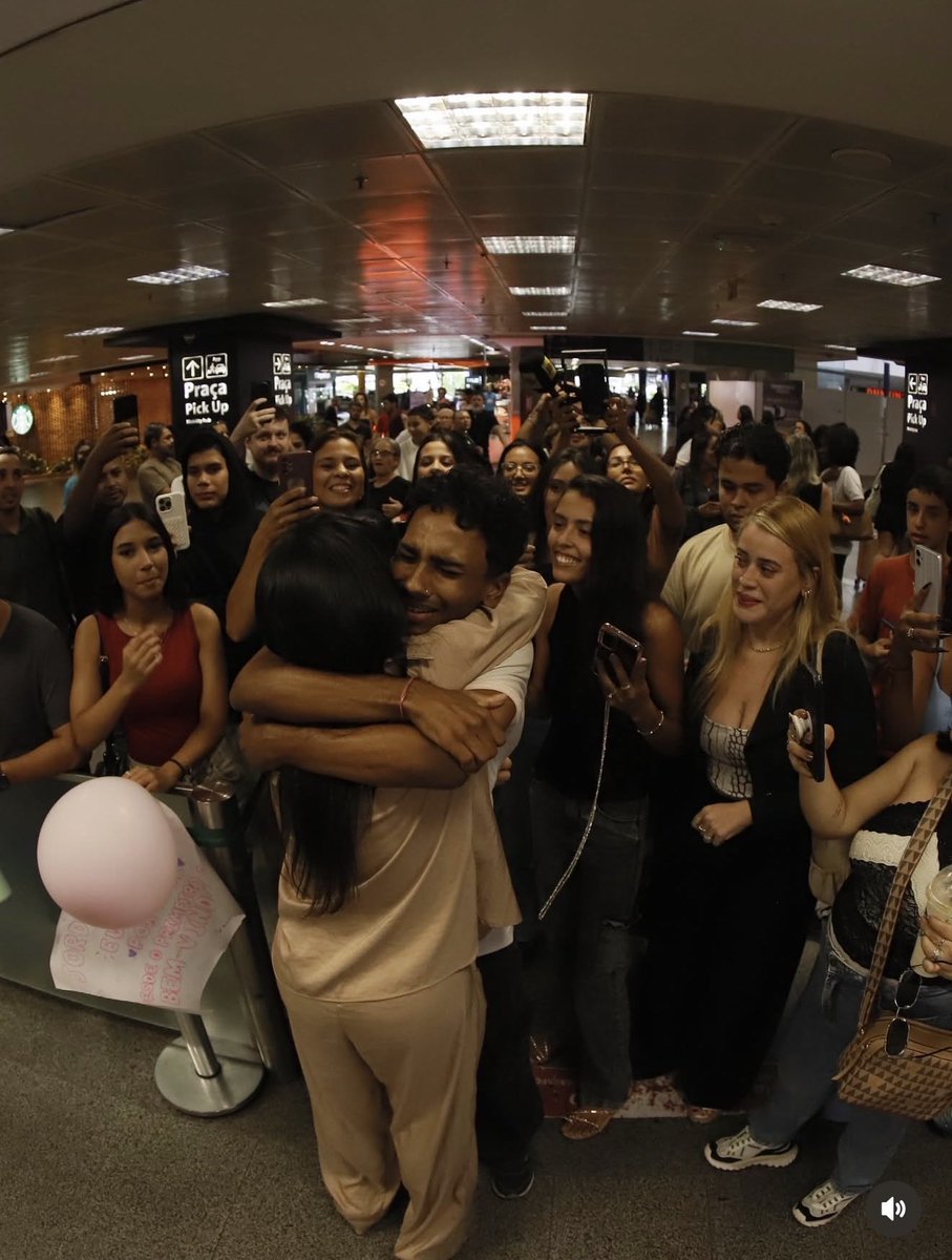 Hayy ⚡️ tweet media