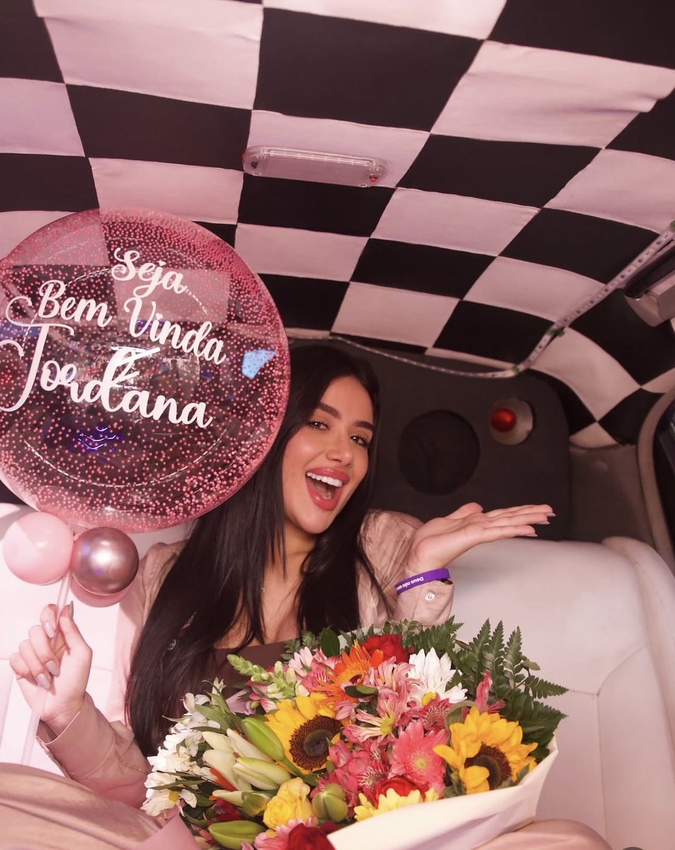 Hayy ⚡️ tweet media