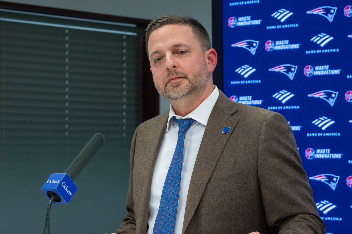 LosTalksPats's tweet image. #Patriots EVP of player personnel Eliot Wolf on the challenge of finding quality OTs:

“You always think you’re gonna have enough once the training camp or preseason hits, and then you don’t.“

Wolf emphasized the importance of drafting both Caleb Lomu and Dametrious Crownover.