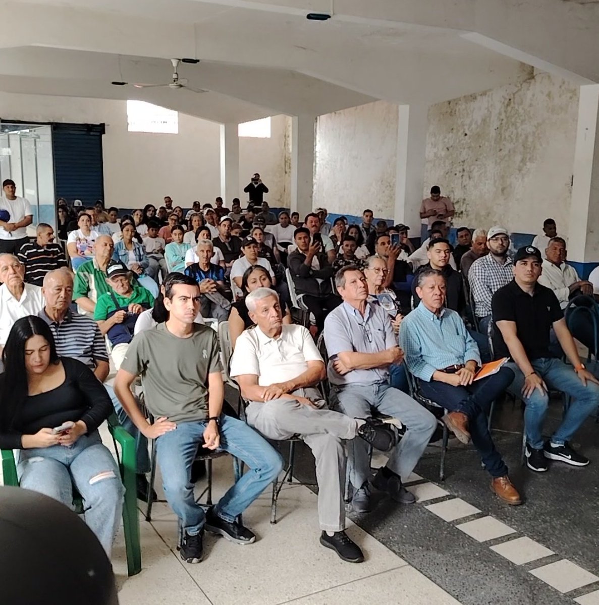 jesustablanteAD's tweet photo. AD en resistencia municipal Bolívar

La organización ratifica su compromiso de avanzar firmemente en la ruta unitaria junto al liderazgo de María Corina Machado, trabajando con determinación para lograr el objetivo de Democracia y Libertad para toda Venezuela. @ADOrganizacion_ https://t.co/iRKeOachCo