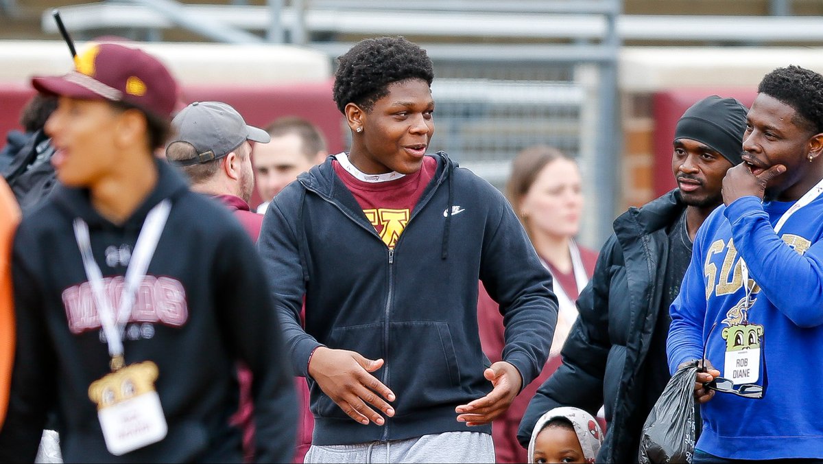 Dan Owen tweet media