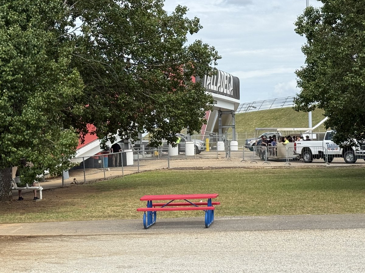 Jeff Gluck tweet media