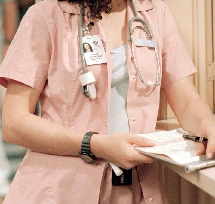 miss mimi ⚕ tweet media