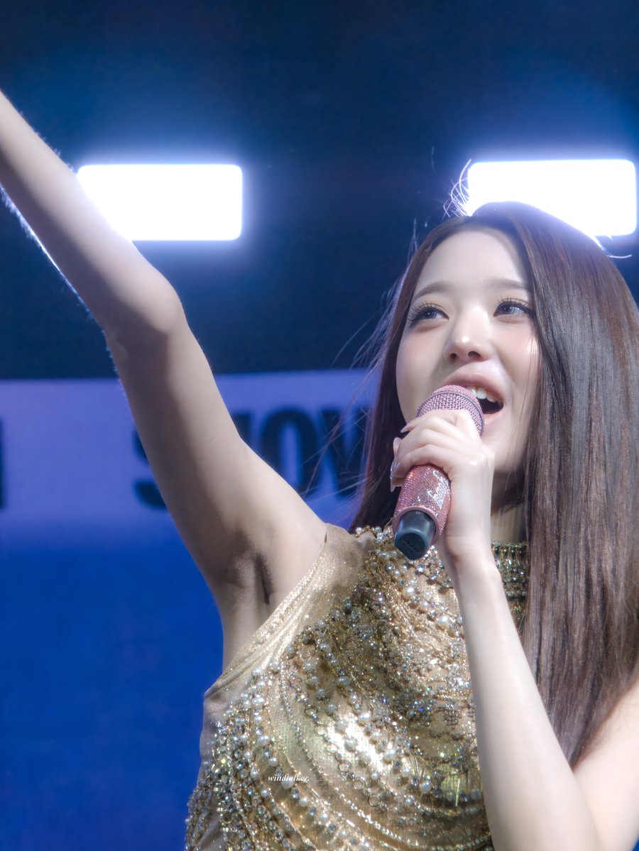 𝐰𝐢𝐧𝐝𝐭𝐚𝐥𝐤𝐞𝐫. tweet media