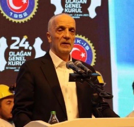 Emperyalizmin mabedini tavaf eden sarı giysili hacılarımız!