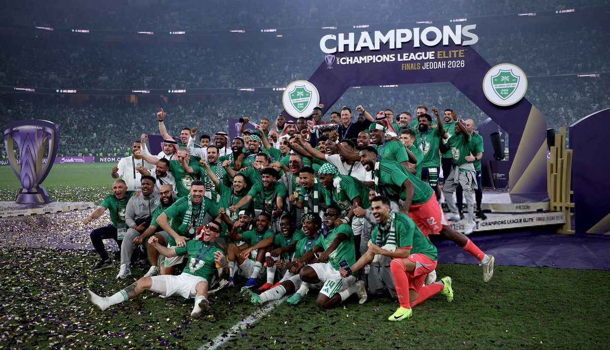 svvv_2's tweet photo. إلى كُل من أسقطوه غدرًا لا زال للحساب بقيّه وكأن قدر هذا النادي أن يعود وينهض من تحت الرمّاد ، أكبر قارات العالم خضراء 💚.

#الأهلي 
 #دوري_أبطال_آسيا_للنخبة https://t.co/btmEmaAhDg