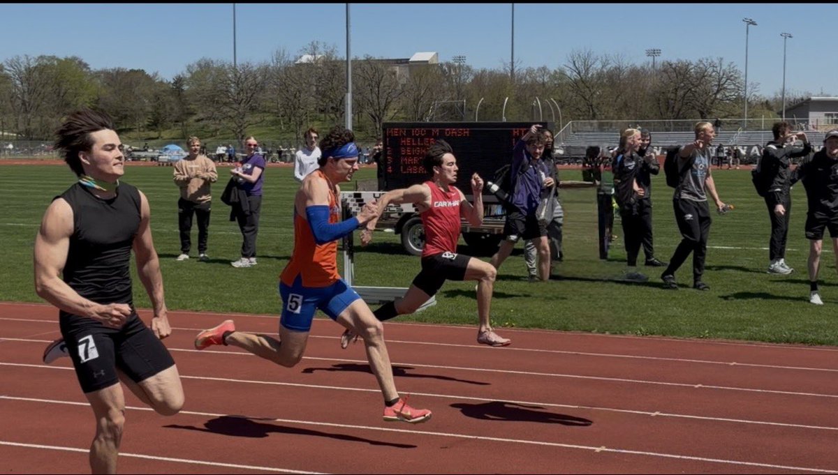 PorterNeeds's tweet photo. Improving every meet! Currently self coached. 4.0GPA Sprinter AA in hand 🤝 
All-American WR
#unattached #7 https://t.co/atma6WpRVi