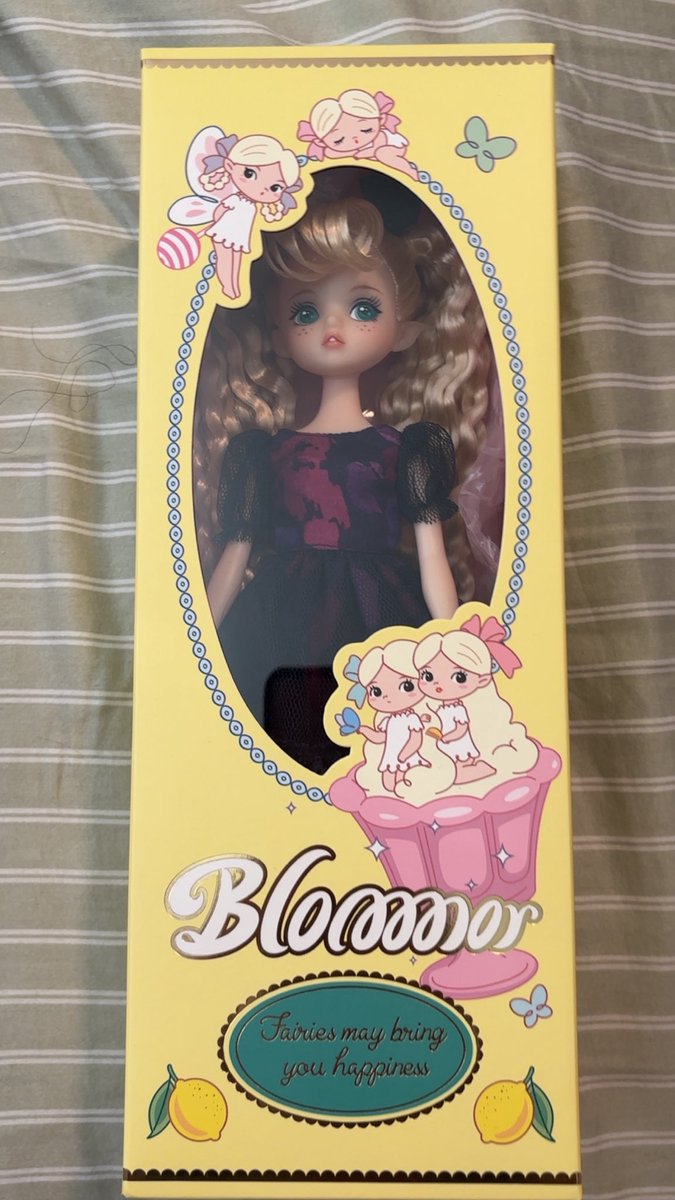 yall dont understand like finally holding one of these in my hands 😭😭😭😭😭😭😭😭😭😭😭😭😭😭😭😭😭😭😭😭😭😭😭😭😭😭😭😭😭😭😭😭😭I LOVE HER