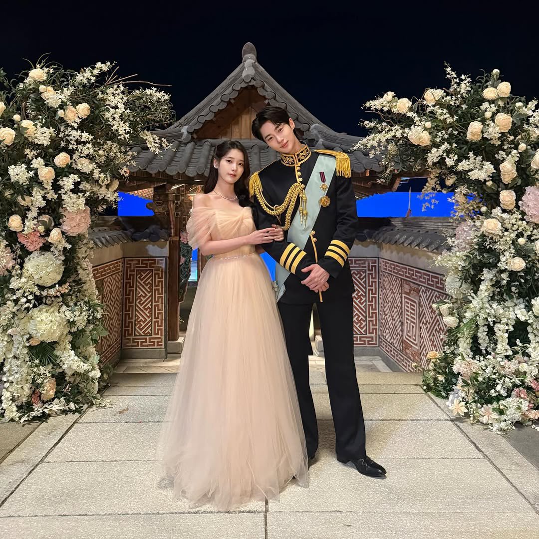 아이유 에델바이스 tweet media