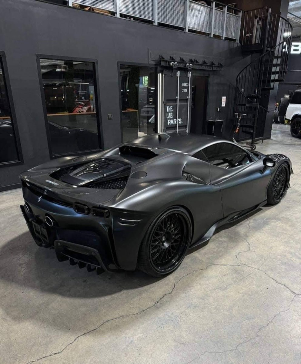 TorquePrime's tweet photo. Ferrari SF90 Stradale https://t.co/99M4g78MIT