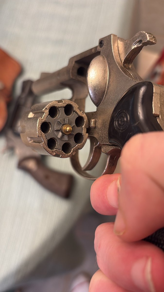 𝙹.𝙴.𝙱. 𝚂𝚝𝚞𝚊𝚛𝚝’𝚜 𝙶𝚑𝚘𝚜𝚝 🇸🇴 tweet media