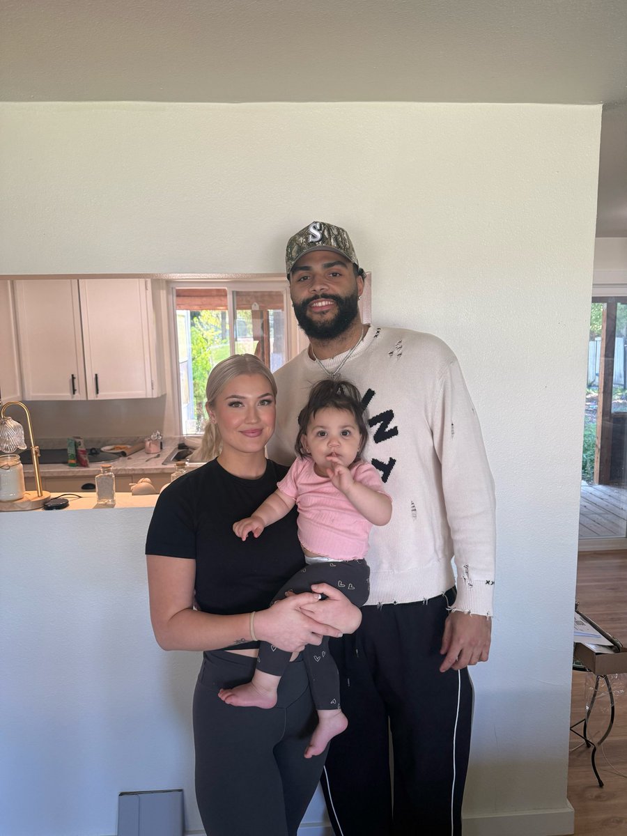 Quentinmoore88's tweet image. AGTG.❤️ Wouldn’t have wanted to spend the day w anyone else anywhere else! #RaiseHail.