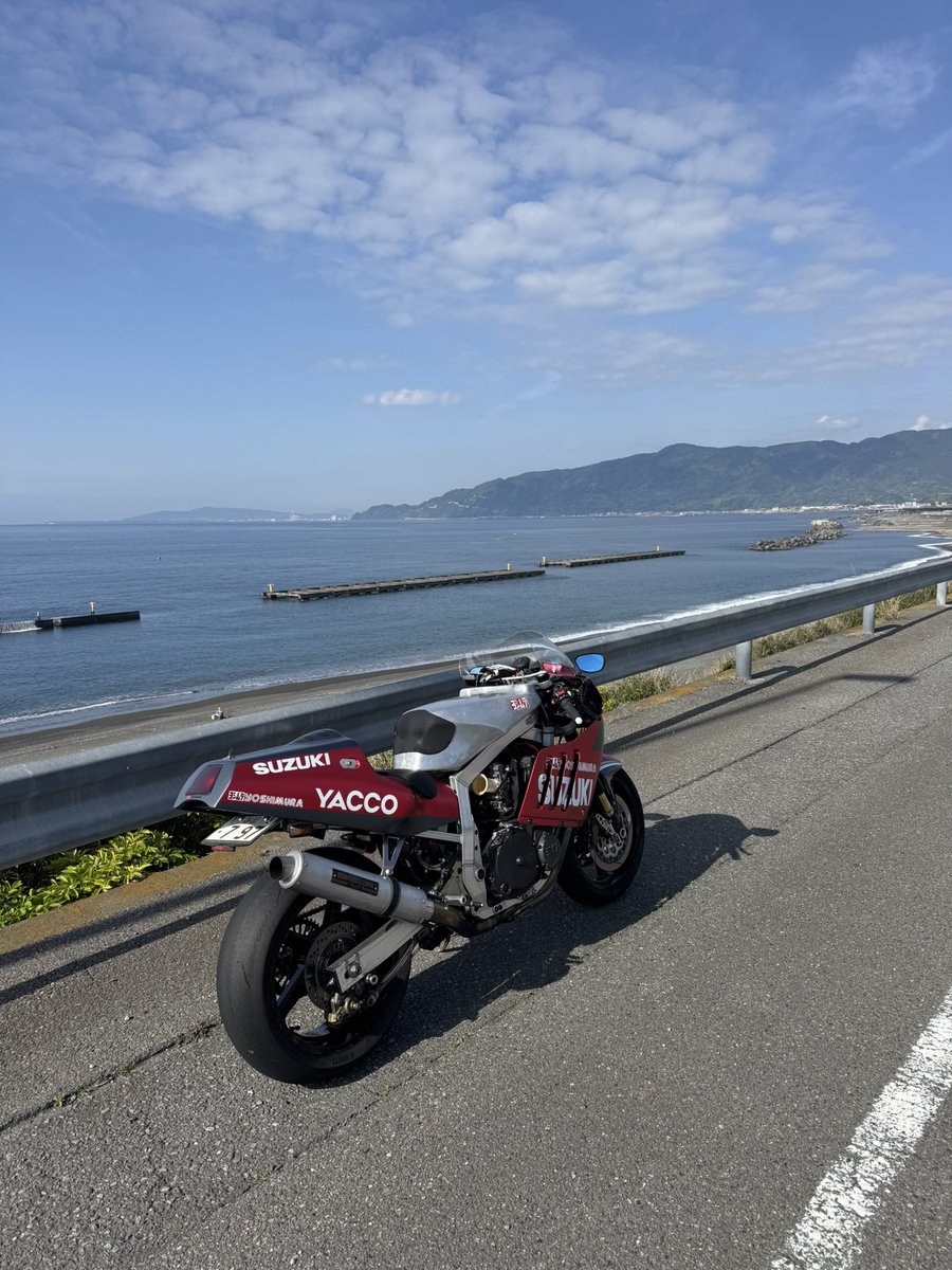 mudman R1100 tweet media